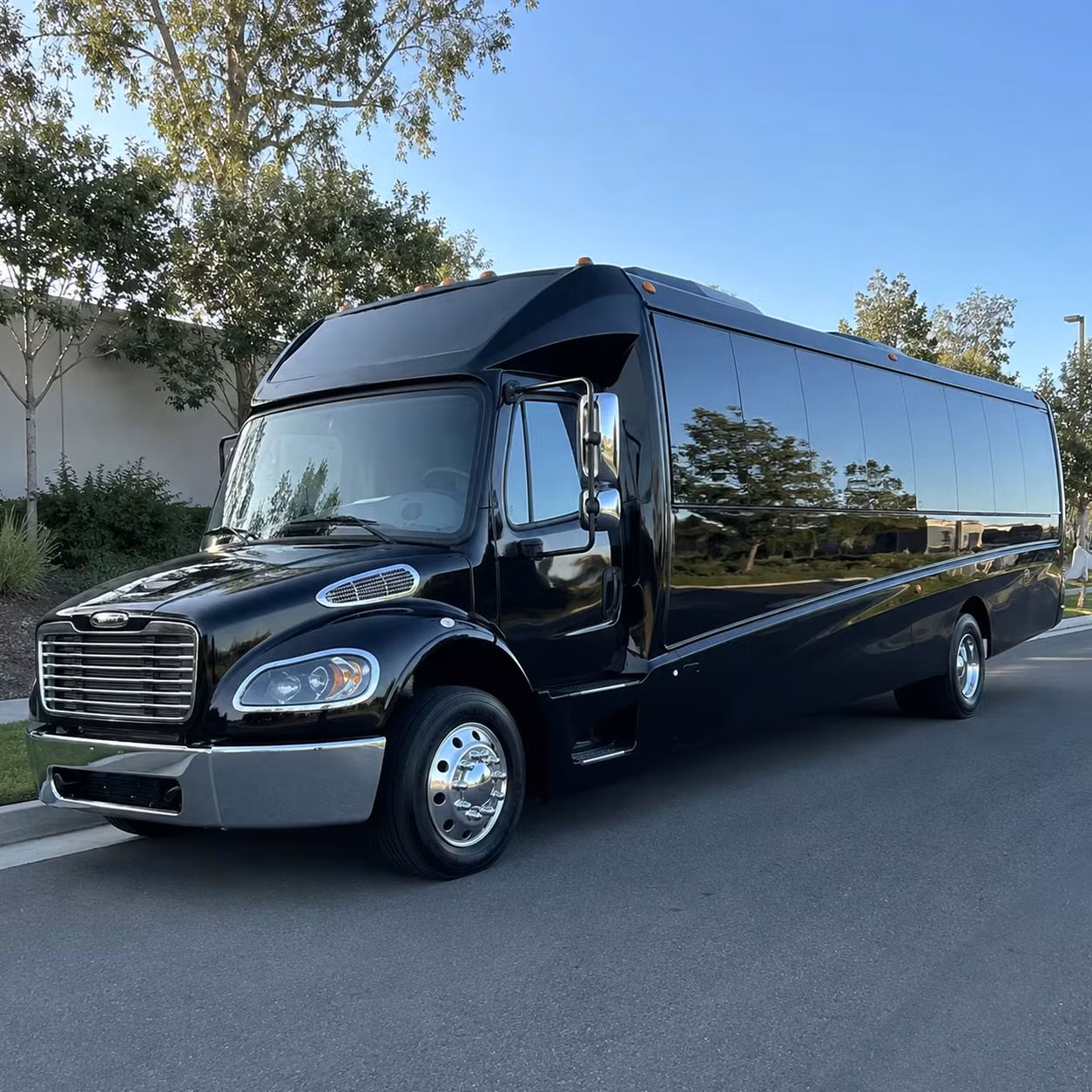 25 passenger minibus