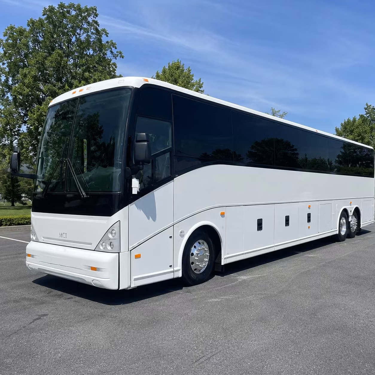 corporate and employee airport shuttle services in escondido