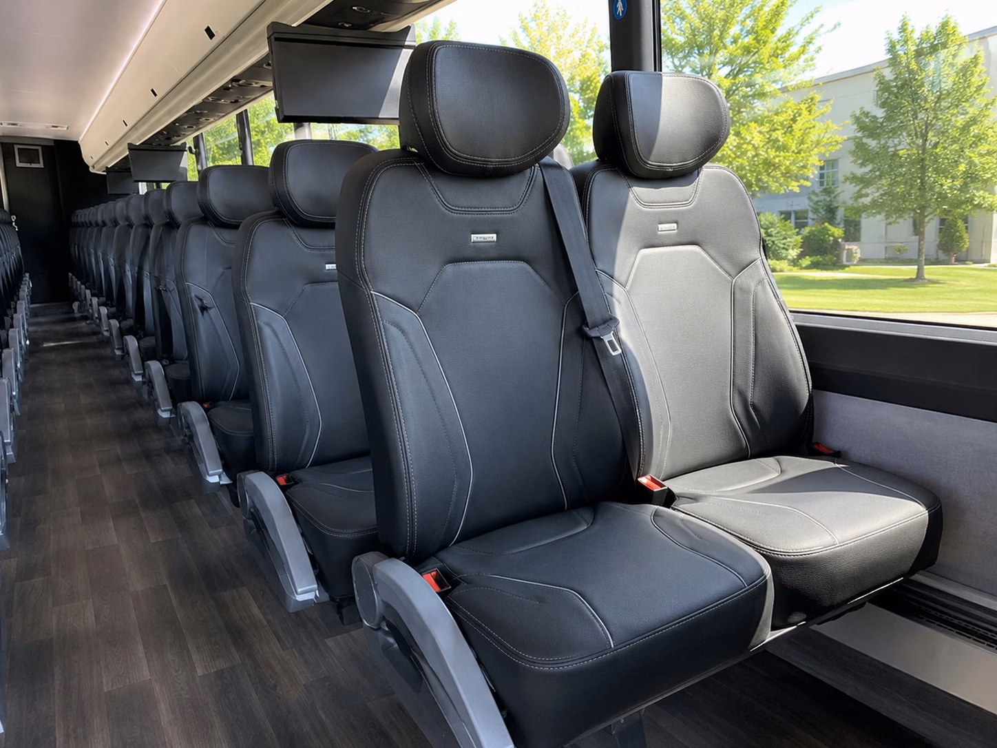 escondido charter bus rentals for history and heritage field trips